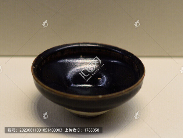 元代黑釉盞