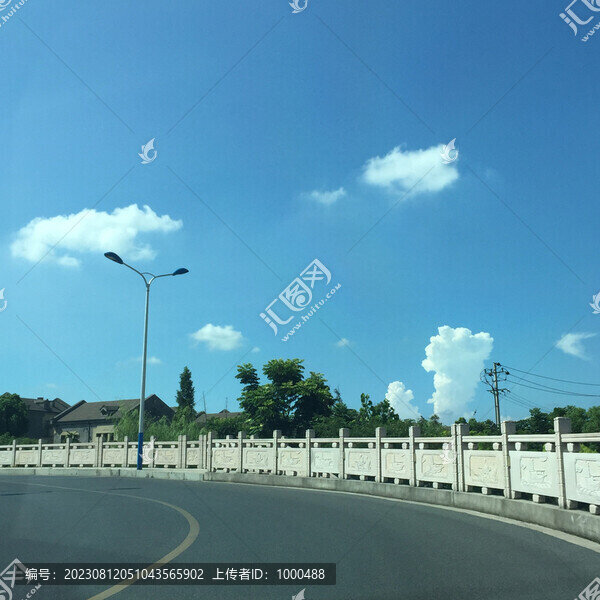藍天白云