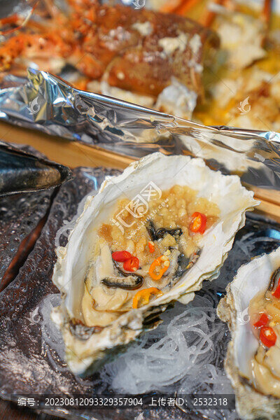 炭烤生蠔烤海鮮燒烤美食