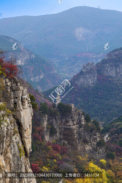 山東濟(jì)南龍洞藏龍澗航拍秋天