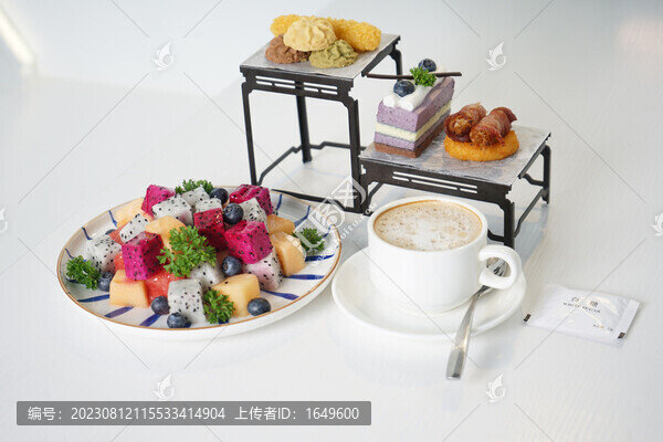 精致高端水果飲料下午茶