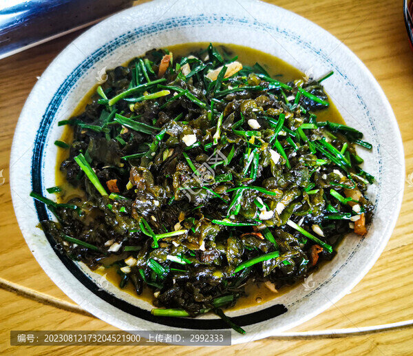 韭菜炒地眼皮