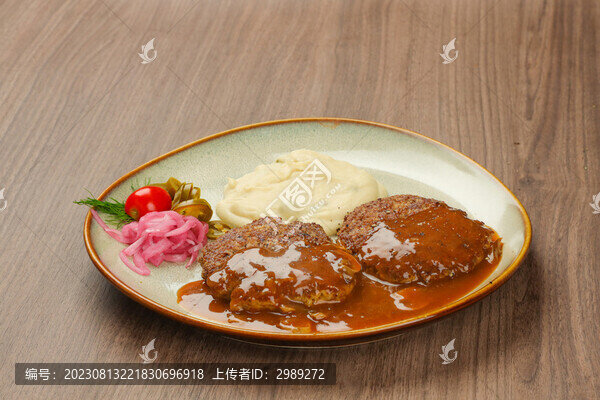 肉餅土豆泥