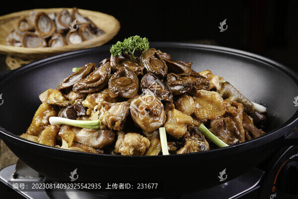 干鮑扇雞煲