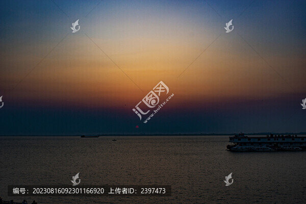薄暮冥冥