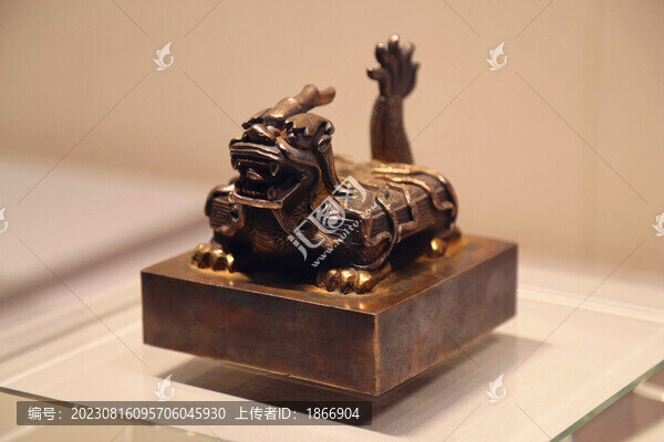 和碩慶親王寶鑾金銀印