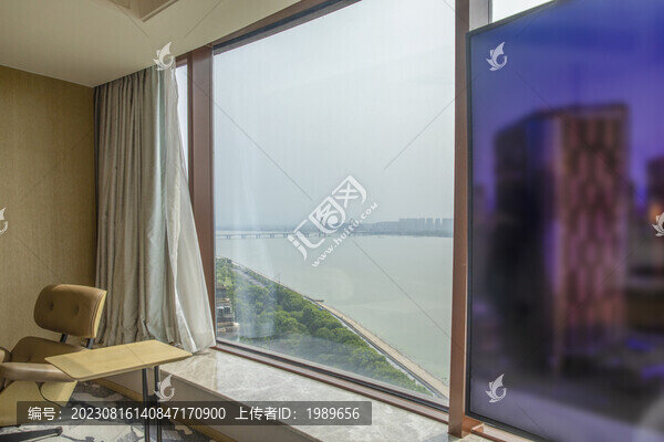 江景房