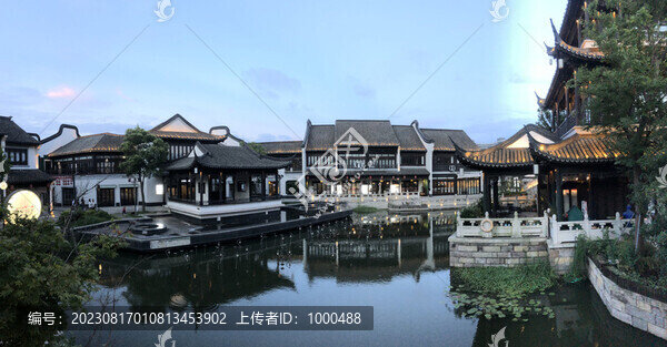 藍(lán)天白云江南水鄉(xiāng)河岸江南建筑