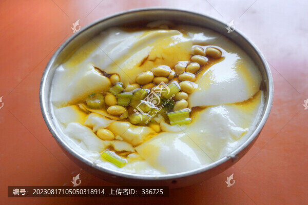 洛陽傳統(tǒng)早餐小吃豆腐腦兒