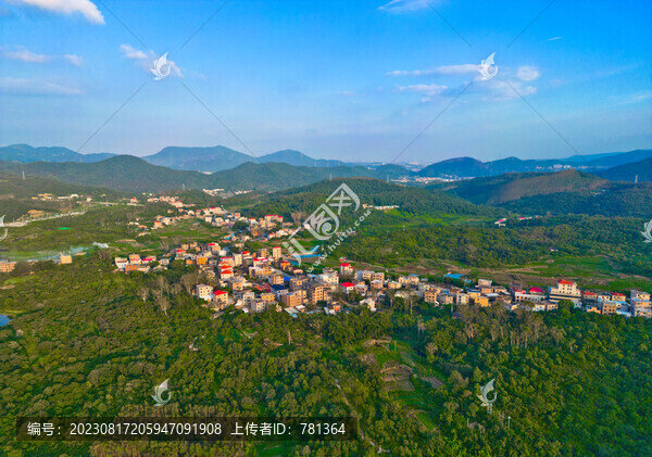 美麗山村