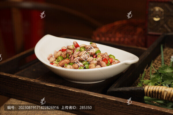 涼拌花生米