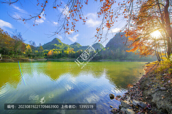 秋天湖光山色