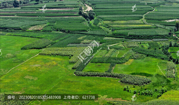初秋塞上田園美景