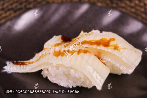 火炙左口魚(yú)裙邊壽司