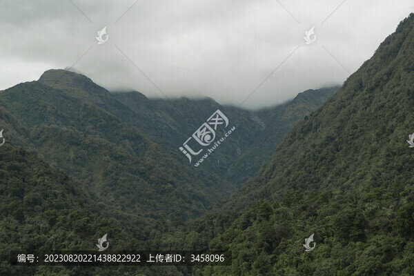 山脈