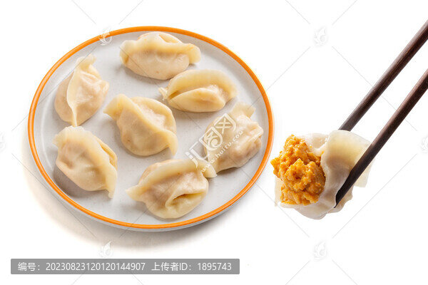 海膽?zhàn)W餃子