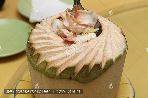 椰青水燉象拔蚌