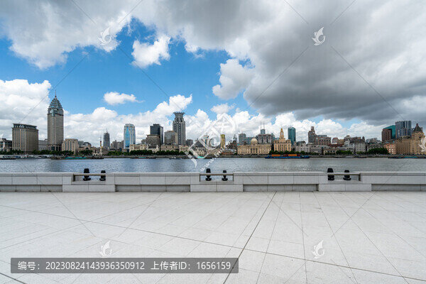 上海浦西老建筑和地面道路