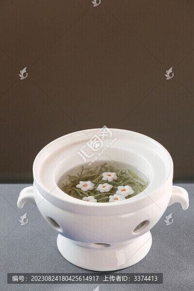 西湖莼菜