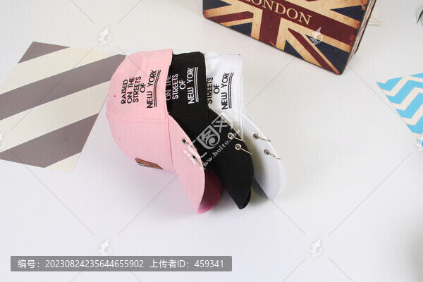 皮標(biāo)英文刺繡棒球帽