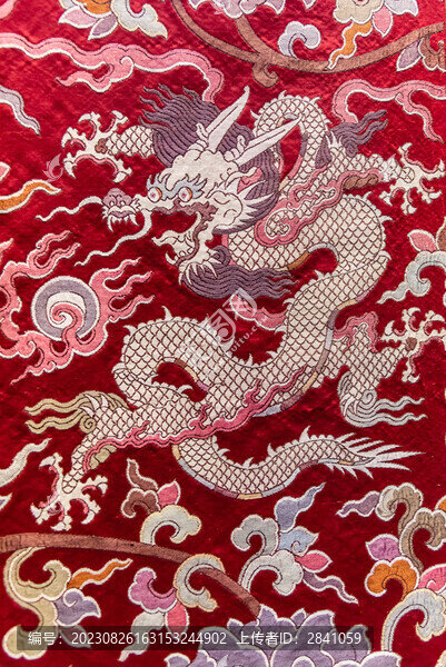 清代大云龍妝花緞