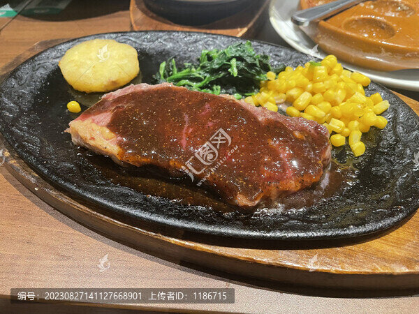西餐牛排羊排