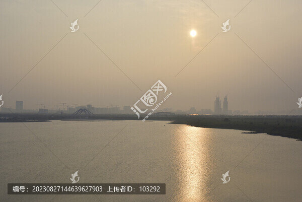 午后的上海南匯海灘風(fēng)光
