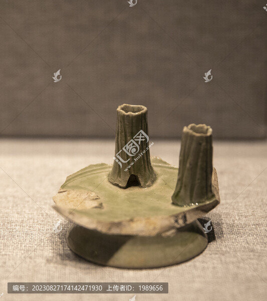 北宋臺州窯青瓷花插