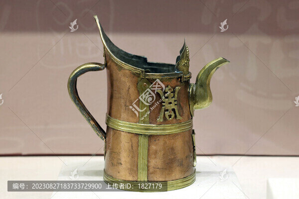 鍍金刻壽字紋紅銅廣口壺