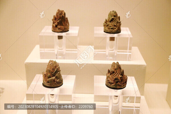 博山狀鎏金銅瑟枘