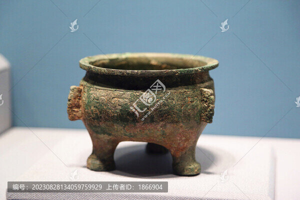 夔龍紋鬲