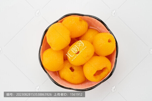 枇杷罐頭