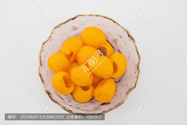 枇杷罐頭