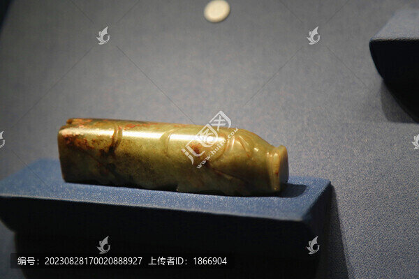 玉豬