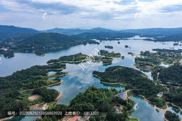 航拍湖南岳陽岳陽縣鐵山水庫