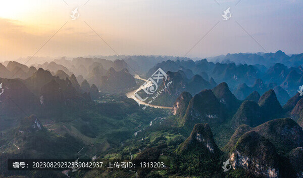 航拍廣西桂林陽朔桂林山水
