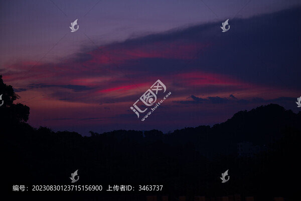 紅霞