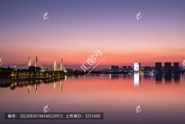 鄭州北龍湖夜景