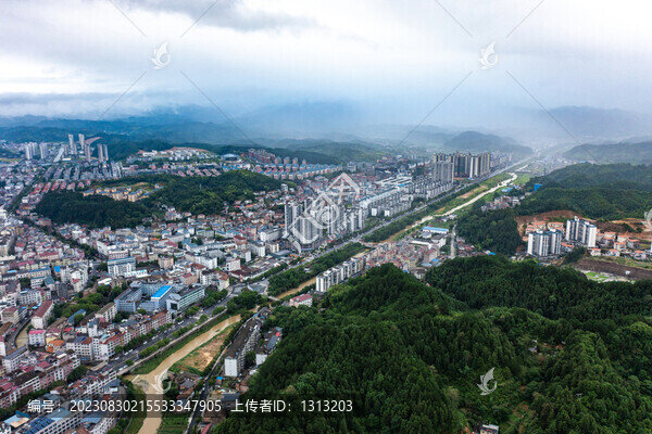 航拍湖南株洲炎陵縣城景觀
