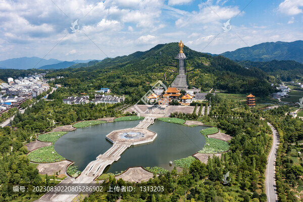 湖南長沙寧鄉(xiāng)市密印寺千手觀音