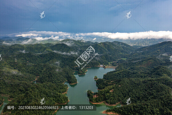 航拍湖南長(zhǎng)沙瀏陽(yáng)清江水庫(kù)
