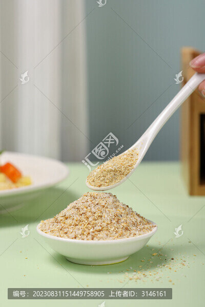 氣味清新地檸檬大蒜粉