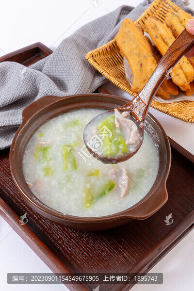 苦瓜瘦肉砂鍋粥