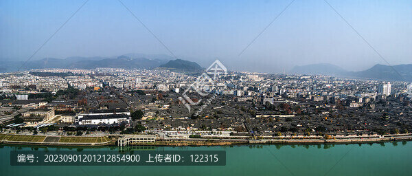 閬中全景