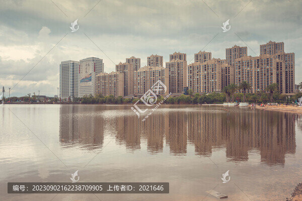 云南楚雄藍(lán)天白云城市建筑