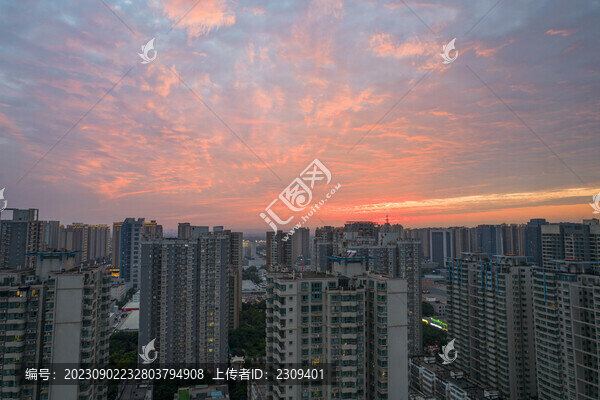城市晚霞