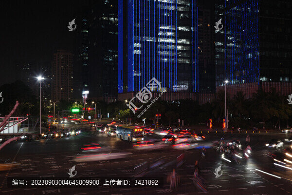 國興大道與五指山南路交叉路口