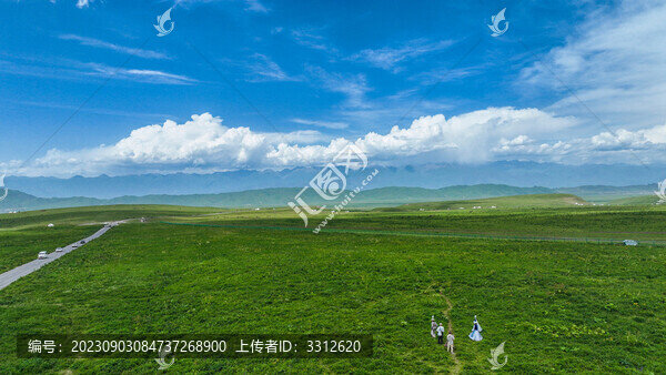 那拉提空中草原風(fēng)光