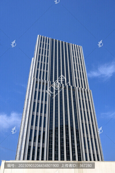 高層現(xiàn)代建筑