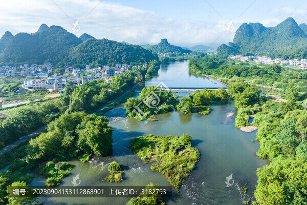 荔浦荔江濕地公園夏季風(fēng)景如畫